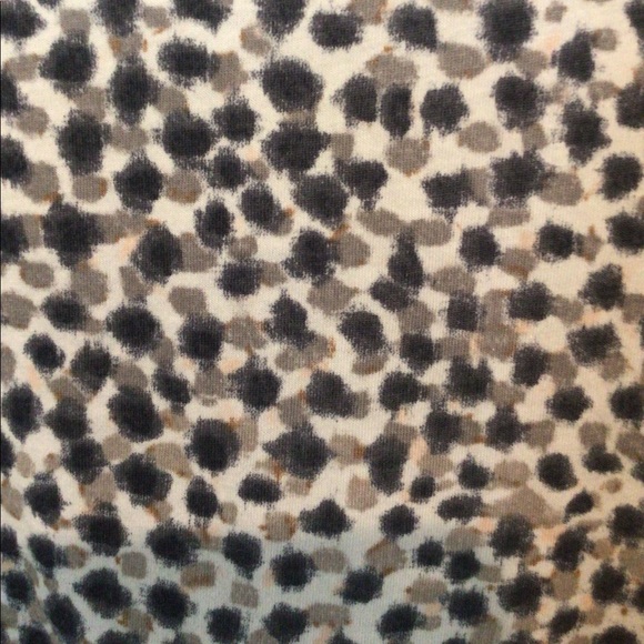 Ann Taylor printed tank w/ clear sequins on front - Picture 5 of 9